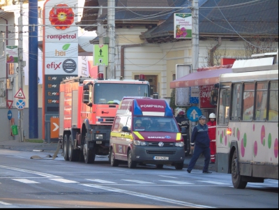 Alertă falsă cu bombă la Piatra Neamț. Circulația a fost reluată 