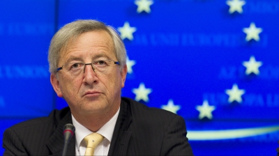 Controverse. Juncker efectuează o vizită în Rusia. Reacţia Comisiei Europene şi a Kremlin-ului 