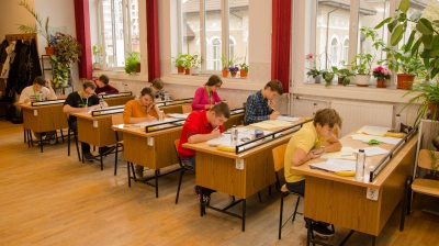 Test la liceul Vianu:"Ce ar fi făcut Fecioara Maria dacă ar fi primit o invitaţie în club Colectiv?"