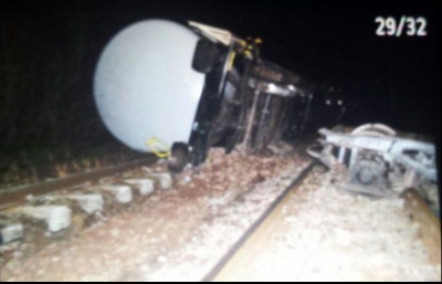 Accident grav la Brașov: Un tren plin cu motorină a deraiat. Traficul feroviar, blocat în totalitate