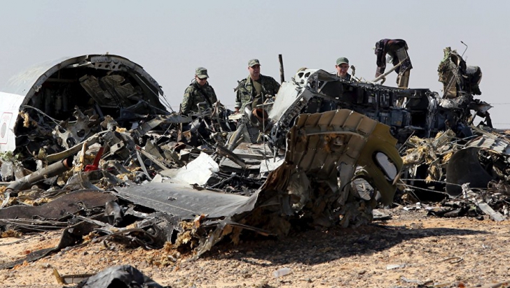 Avionul prăbușit în Egipt "s-a dezintegrat în aer". Cauza nu e încă determinată