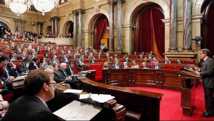 Parlamentarii din Catalonia au votat pentru independență. Vor ca regiunea să devină un stat 
