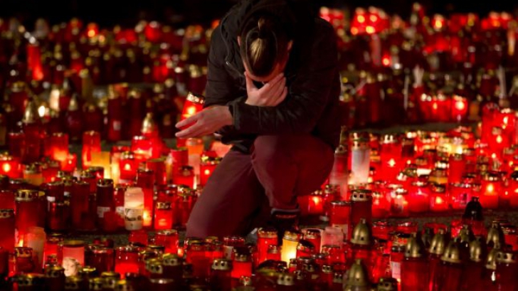 Veronica, tânăra din Canada care l-a taxat dur pe Ponta,mesaj emoţionant după moartea altor 9 oameni