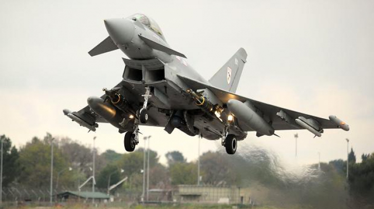 Cameron: E timpul ca Marea Britanie să bombardeze ISIS în Siria 