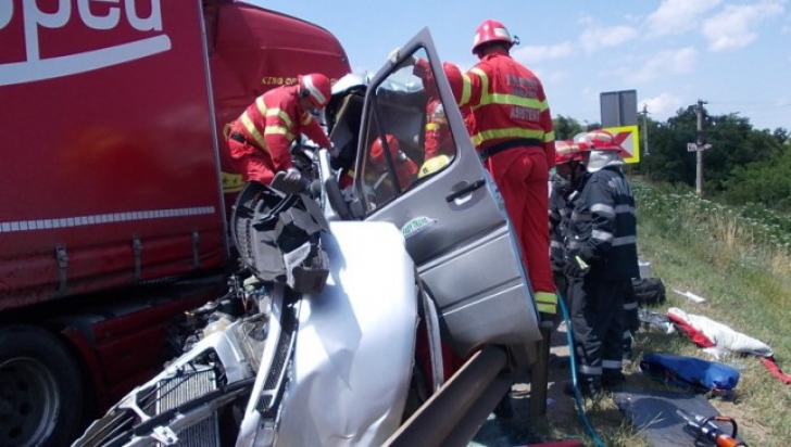 Accident mortal pe DN7, trafic blocat total între Râmnicu Vâlcea și Sibiu 