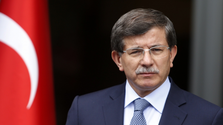 Premierul Turciei, reacţie vehementă după ce aviaţia turcă a doborât avionul rusesc