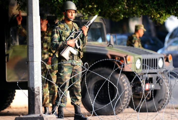 Explozie violentă &icirc;n Tunisia. Maşina care transporta gărzile preşedintelui, atacată: 6 morţi / Foto: arhiva