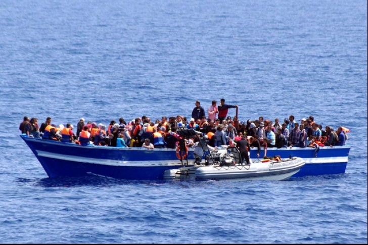 Tragedie în Marea Egee. O ambarcațiune plină cu imigranți s-a răsturnat: 14 persoane au murit