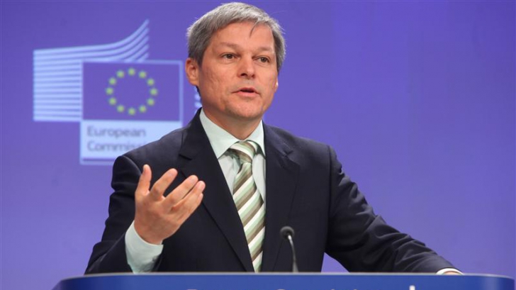 Dacian Cioloş, după ce a fost desemnat premier: Guvernul trebuie să aibă urechea aplecată spre idei 