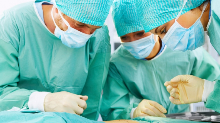 Peste 1.500 de bolnavi sunt pe lista de aşteptare pentru transplant renal