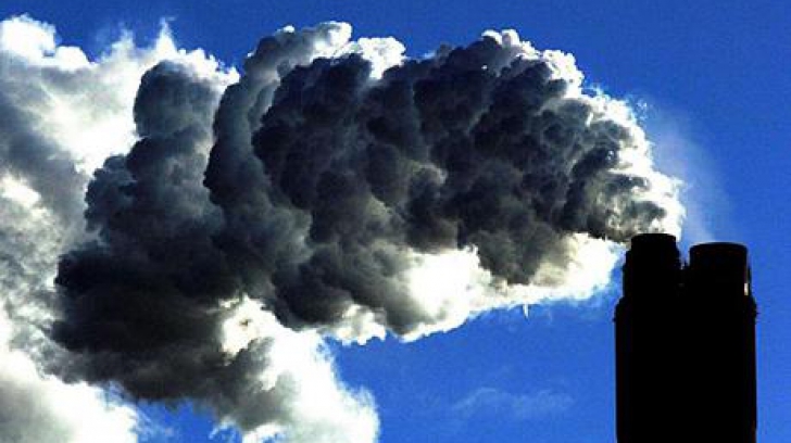 Emisiile de dioxid de carbon, la un nou nivel record în 2014