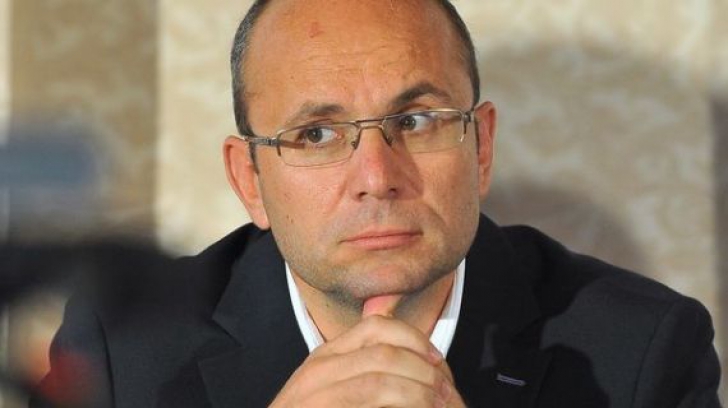 Cozmin Guşă: Programul de guvernare este "punct şi de la capăt"