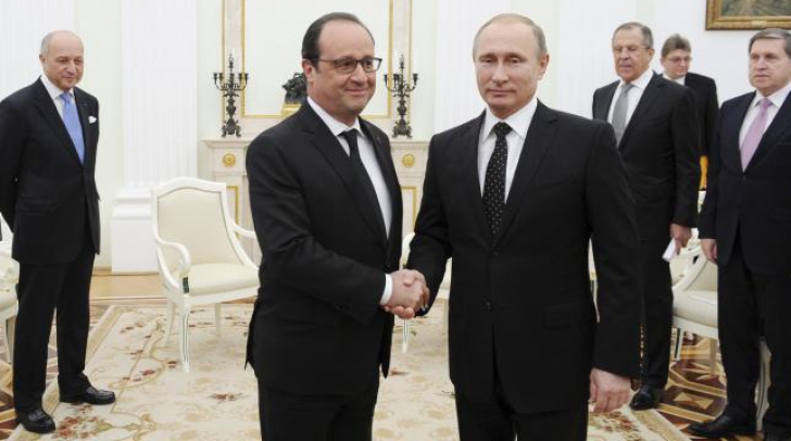 Preşedintele francez Hollande şi Putin discută crearea unei colaliţii împotriva Statul Islamic