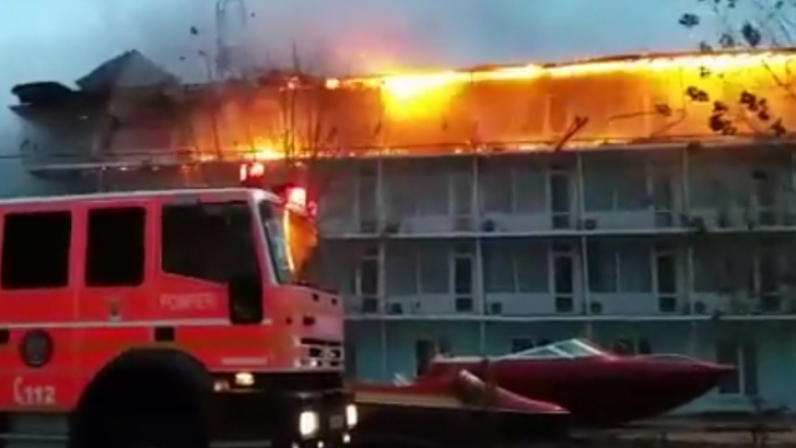 Incendiu la un hotel din staţiunea Mamaia, deţinut de un controversat om de afaceri