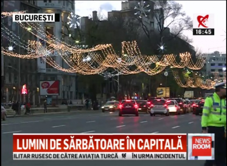 Lumini de sărbătoare în Capitală. Trei milioane de beculeţe decorează de luni Bucureştiul