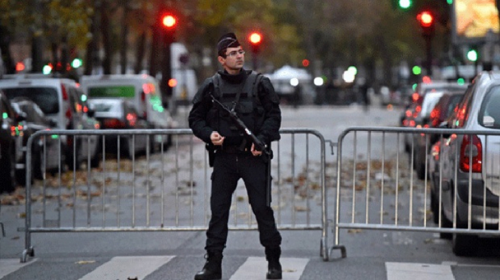 Doi bărbaţi şi o femeie, arestaţi în Germania, în legătură cu atentatele teroriste din Paris 