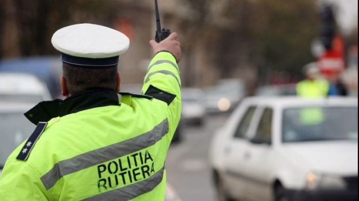 Ce salariu câştigă un poliţist în România