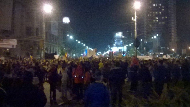 Ce scrie Associated Press despre protestele din România