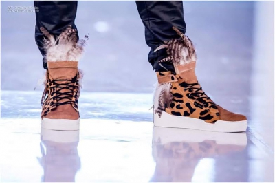 Bogdan Vlădău a făcut show la Gala Fotbalului Românesc. Stilul său vestimentar, admirat de...