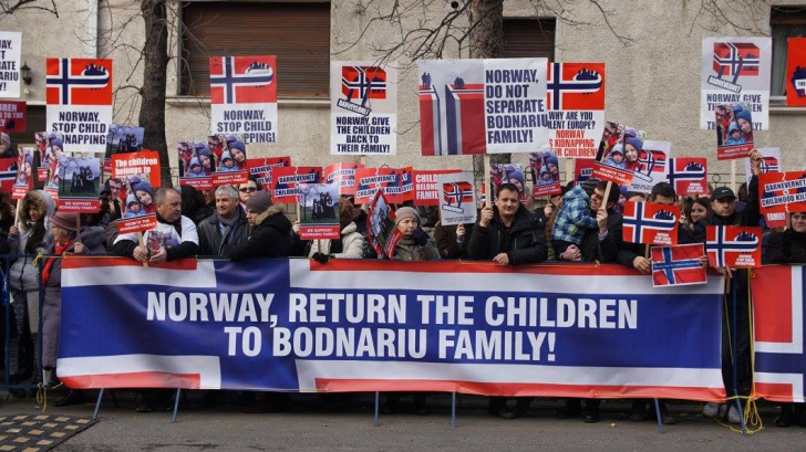 Cazul românilor lăsați fără copii de statul norvegian. Avocatul Poporului s-a sesizat