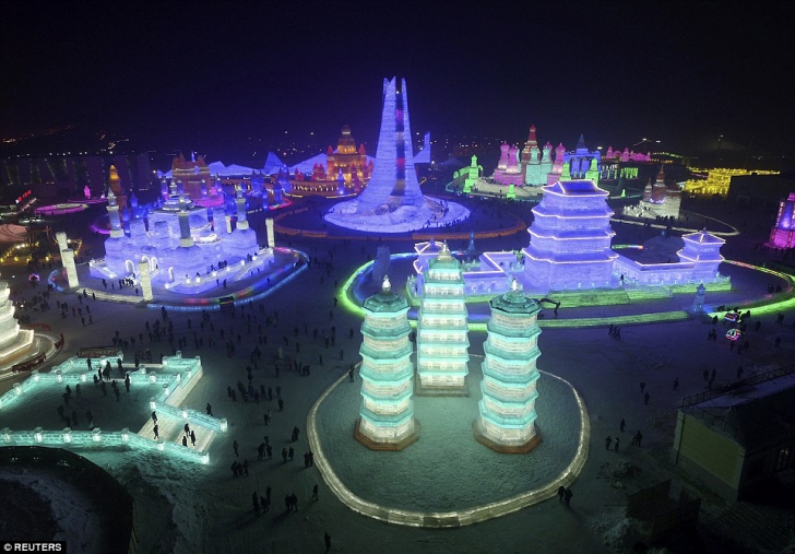 Orașul de gheață din Harbin. Când va fi inaugurat festivalul sculpturilor înghețate