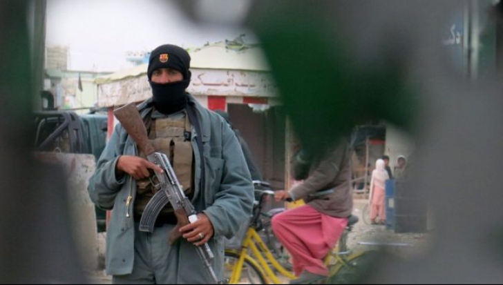 Talibanii au atacat aeroportul dintr-un oraș important din Afganistan