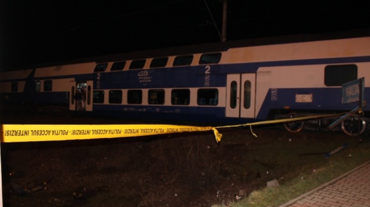 Accident înfiorător. Patru morţi, după ce un taxi a fost spulberat de un tren / Foto: bistriteanul.ro