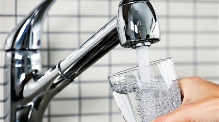 Prețul apei potabile scade cu 5,56% în București, de la 1 ianuarie 