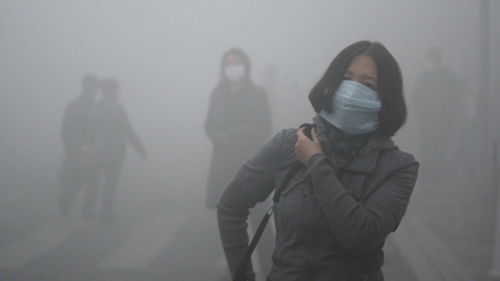 Beijing a ridicat codul roșu de alertă pentru smog 