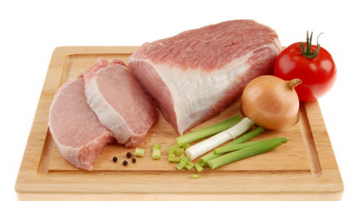 Carnea de porc poate fi mai sănătoasă decât cea de curcan sau de vită. Iată cum trebuie consumată