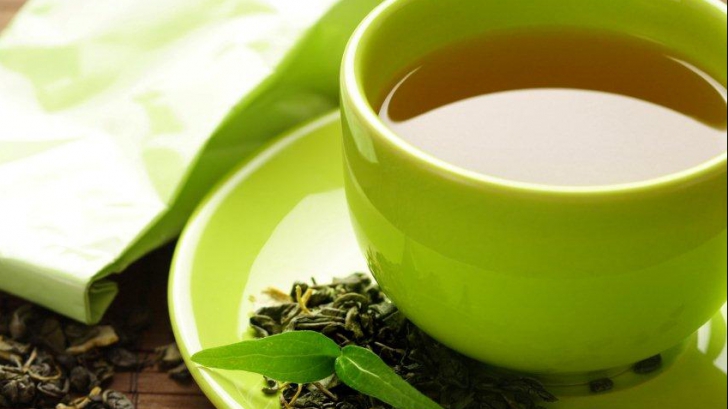 Bei ceai verde ca să slăbești? Ce ți s-ar putea întâmpla în doar câteva săptămâni
