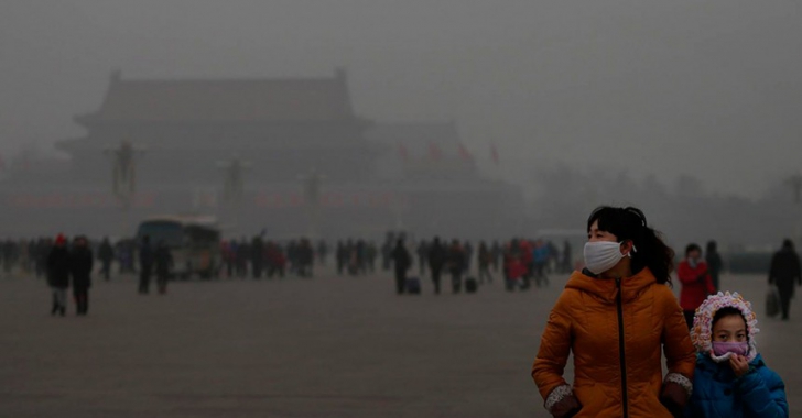 Imagini dramatice: cum arată poluarea la Beijing, orașul în care copiii nu mai ies pe străzi