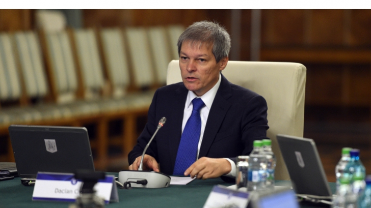 Premierul Cioloș va lua masa cu Angela Merkel