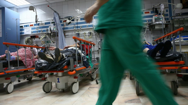 Trei asistente de la Spitalul Elias, atacate de un pacient. UPDATE