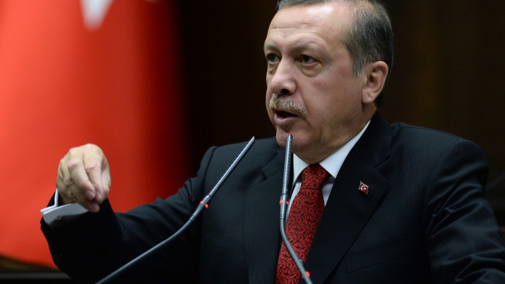 Erdogan susține că are dovezi privind implicarea Rusiei în traficul de petrol cu ISIS
