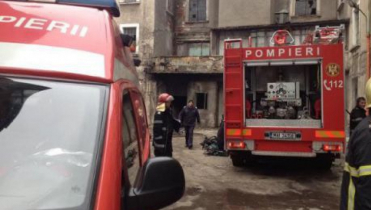 Pompierii care au controlat clubul Colectiv rămân în arest preventiv