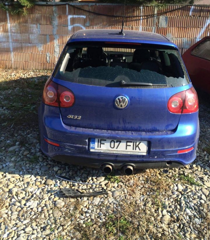 Maşina unei vedete din România, vandalizată în faţa casei: "Idioţi!"