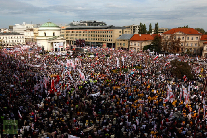 Risc de RĂZBOI CIVIL în Polonia! Cine lansează acest avertisment alarmant?