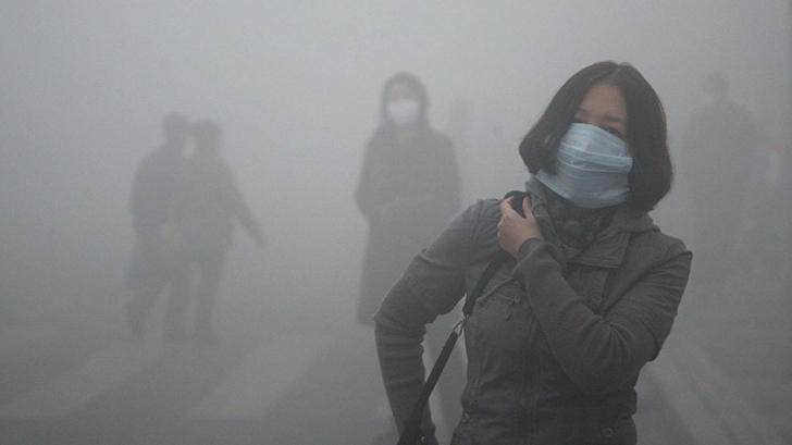 Alertă maximă! COD ROŞU de poluare în China