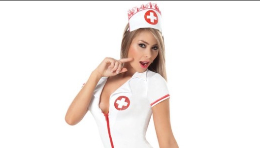 Falsă asistentă medicală, reţinută. A înșelat cu zeci de mii de lei chiar instituții ale statului