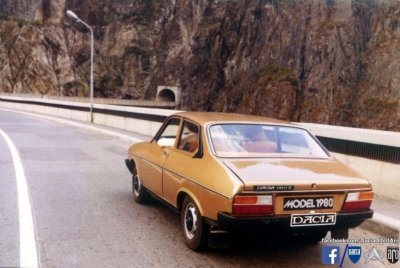 Incredibil! Dacia a făcut prima maşină din lume cu parbriz şi în spate