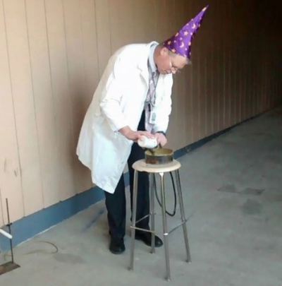 Cei mai grozavi profesori din lume. Imaginile care surprind o latură IREALĂ!