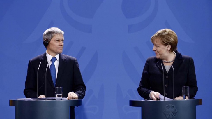 GALERIE FOTO. Dacian Cioloş, după discuţiile cu Angela Merkel: Întâlnire foarte bună!