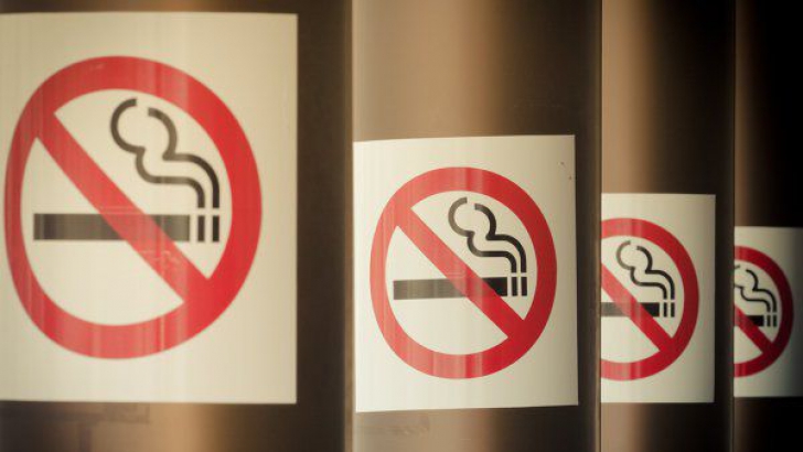 Editorialistul Sorin Bocancea consideră că noua lege anti-fumat este discriminatorie