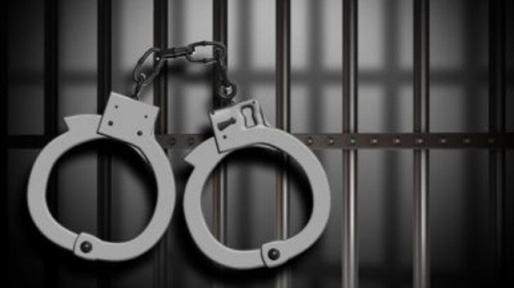 Şapte români, arestaţi în Italia după ce s-au bătut într-un bar