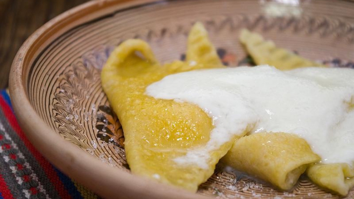 Reţetă colţunaşi cu brânză: cum prepari "piroşte moldoveneşti" 