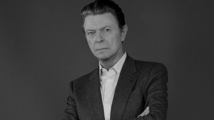 Legendarul muzician David Bowie a murit