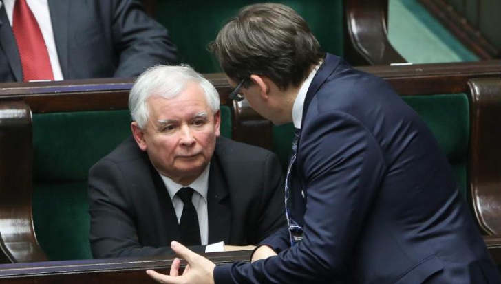 POLONIA. Majoritatea conservatoare a lui Kaczynski trece Parchetul sub controlul Guvernului 