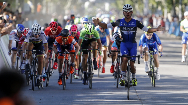 Ciclistul român Eduard Grosu începe în forță sezonul. Sprint alături de Peter Sagan la San Luis