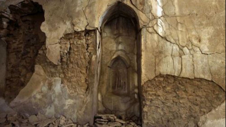 ISIS a distrus cea mai veche mănăstire creștină din Irak